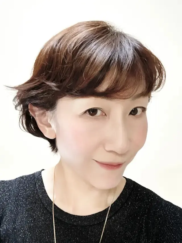 【アラフィフ ショート】悩みのうねりはパーマでらくらく！面長さんにオススメ