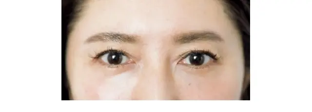 描きすぎない眉