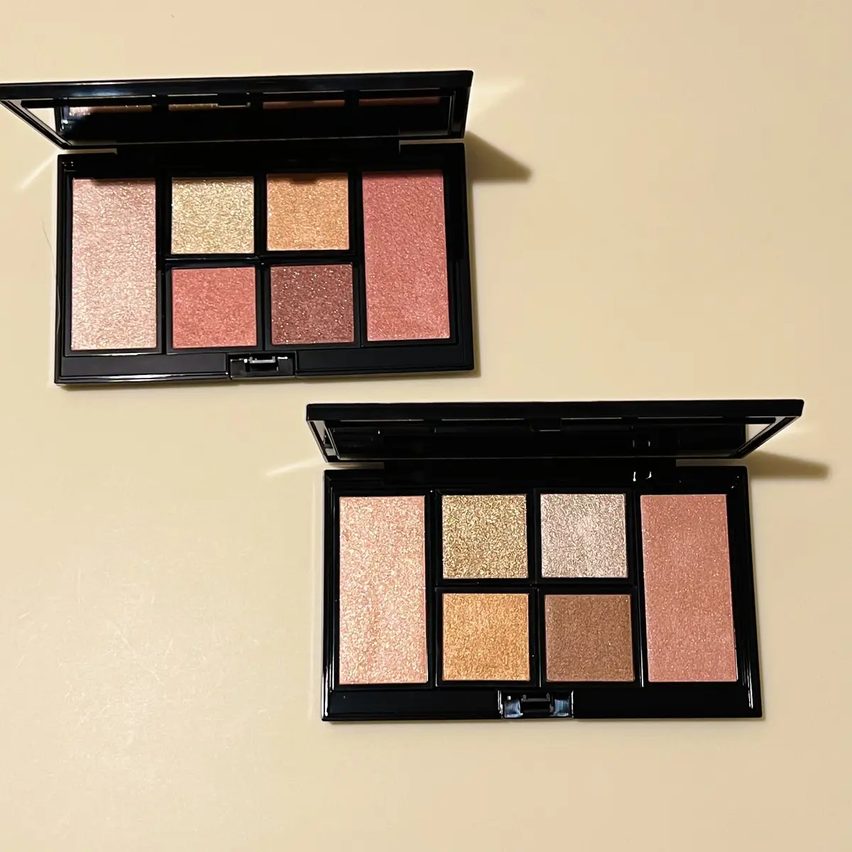 アディクション　アイ ＆ チーク　コンパクトアディクション “ストーリー オブ ライフ”