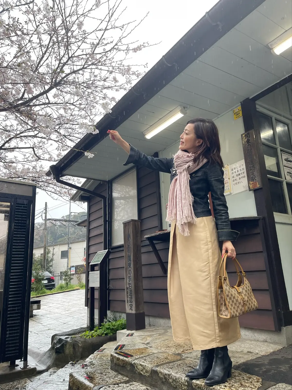 もうすぐ満開🌸ノーカラーデニムジャケットの画像_4