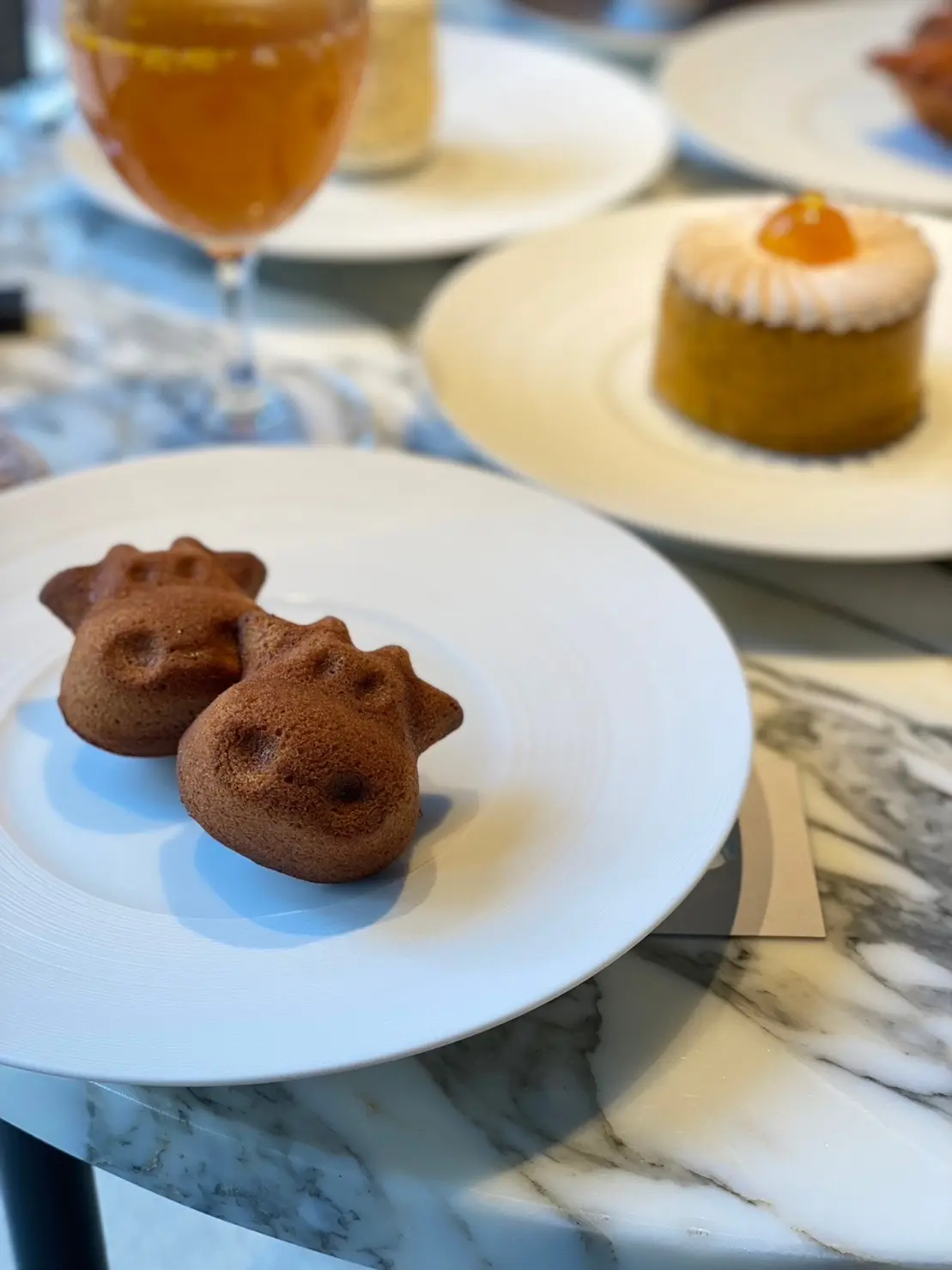 最旬カラーのイエローコーデの画像_6