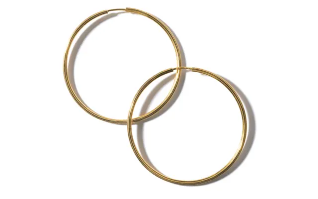 マリア ブラックのピアス