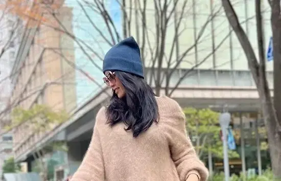 旅先でもおしゃれがかなう！AK＋1のニットキャップ