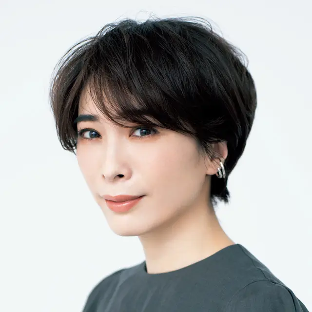 【大人のボリューム出しヘア】動くポイントを残した「洗練マッシュショート」