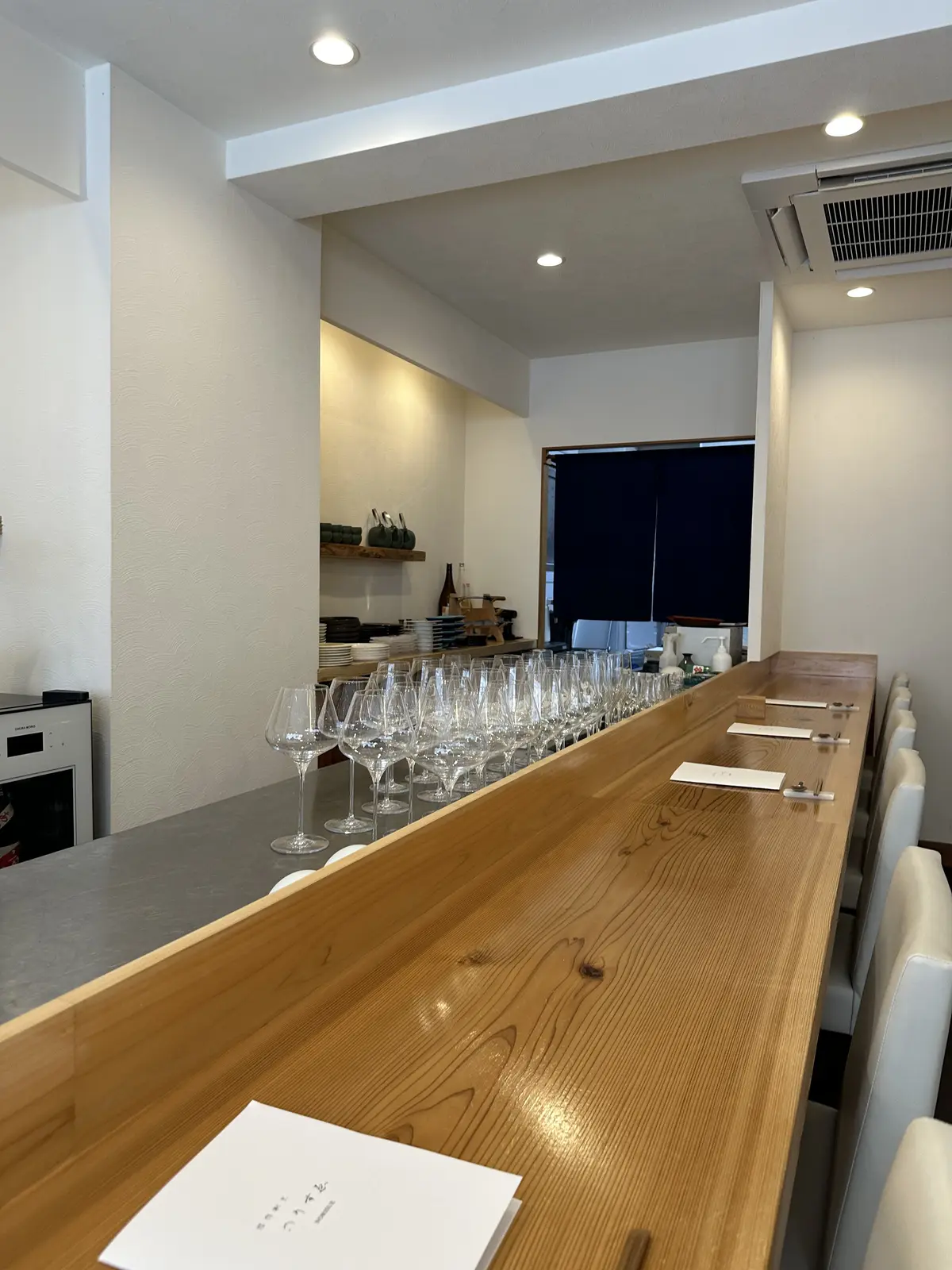 シルクワンピで残暑も快適なお出かけの画像_4