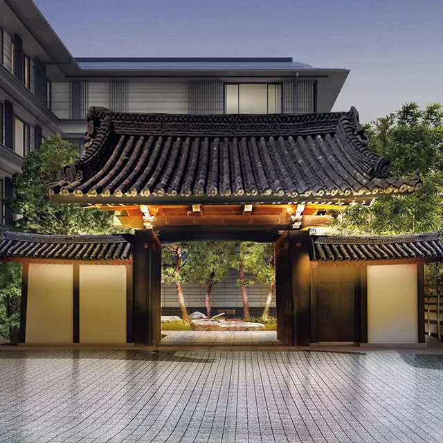 三井総領家の時代から受け継がれてきた梶井宮門をエントランス