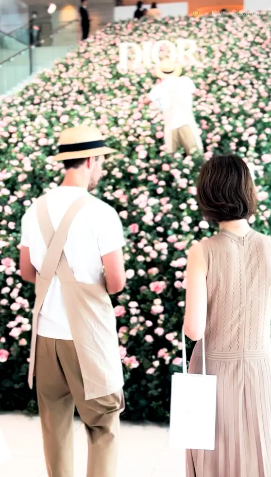 【DIOR】グランヴィルのローズガーデンの画像_4
