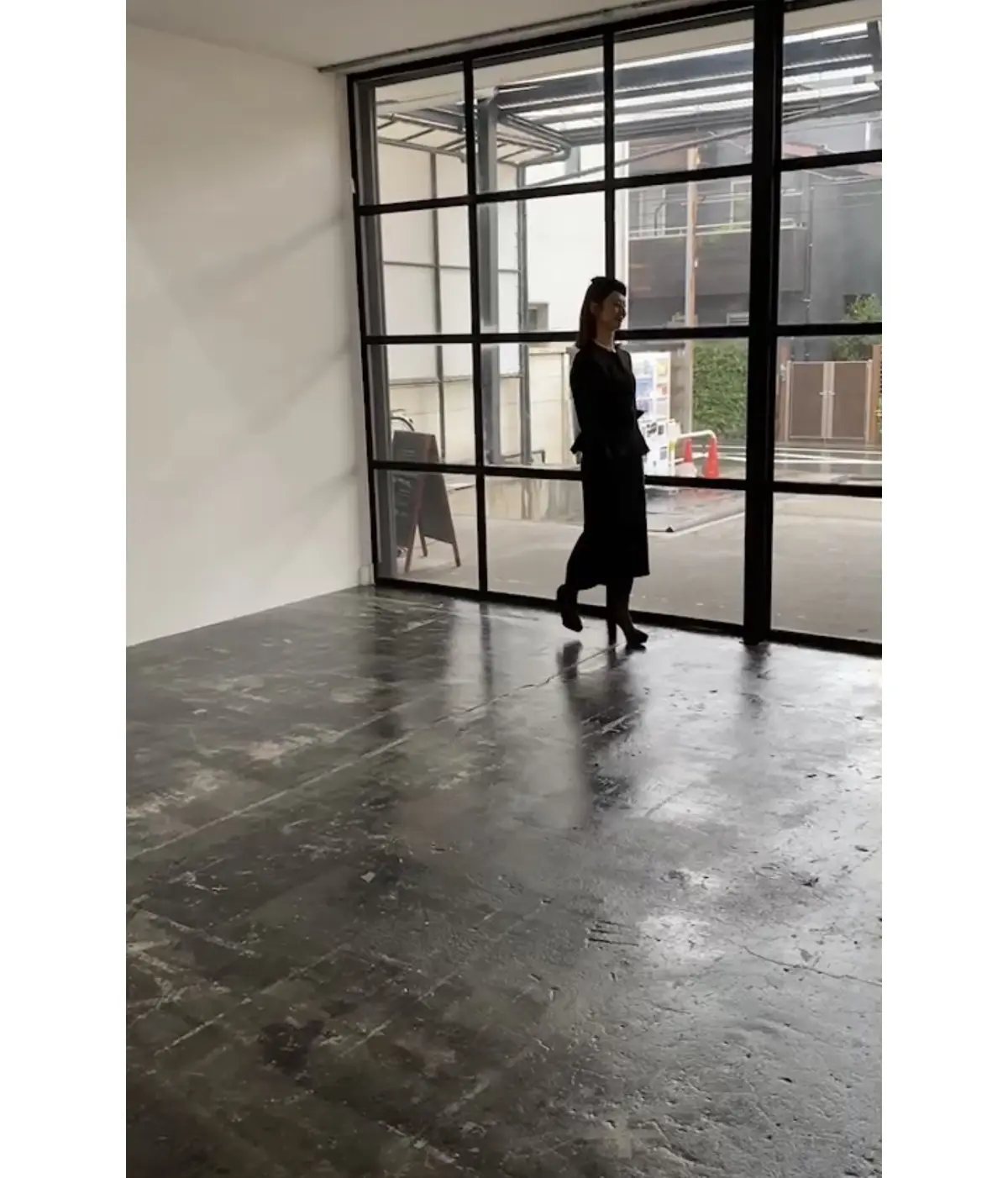 ブラックフォーマルの常識を覆す【NE-Wの画像_1