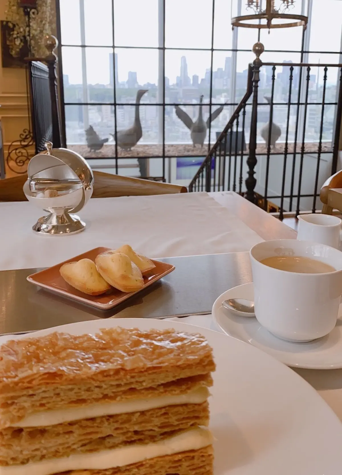 友人オーダーのミルフィーユと　最後にマドレーヌ！