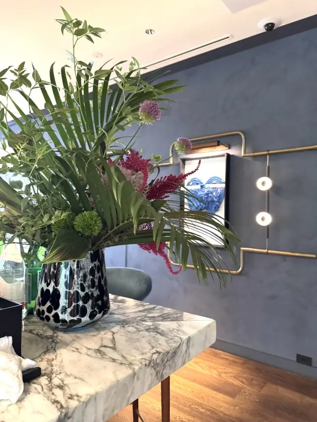 モノトーンコーデで楽しむ真夏のスタイリッの画像_5