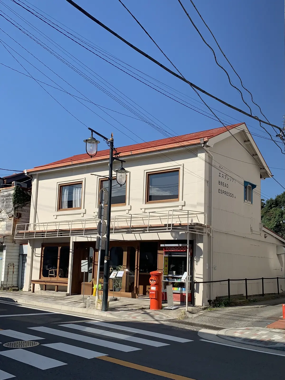 パンとエスプレッソと　由比ヶ浜商店　外観