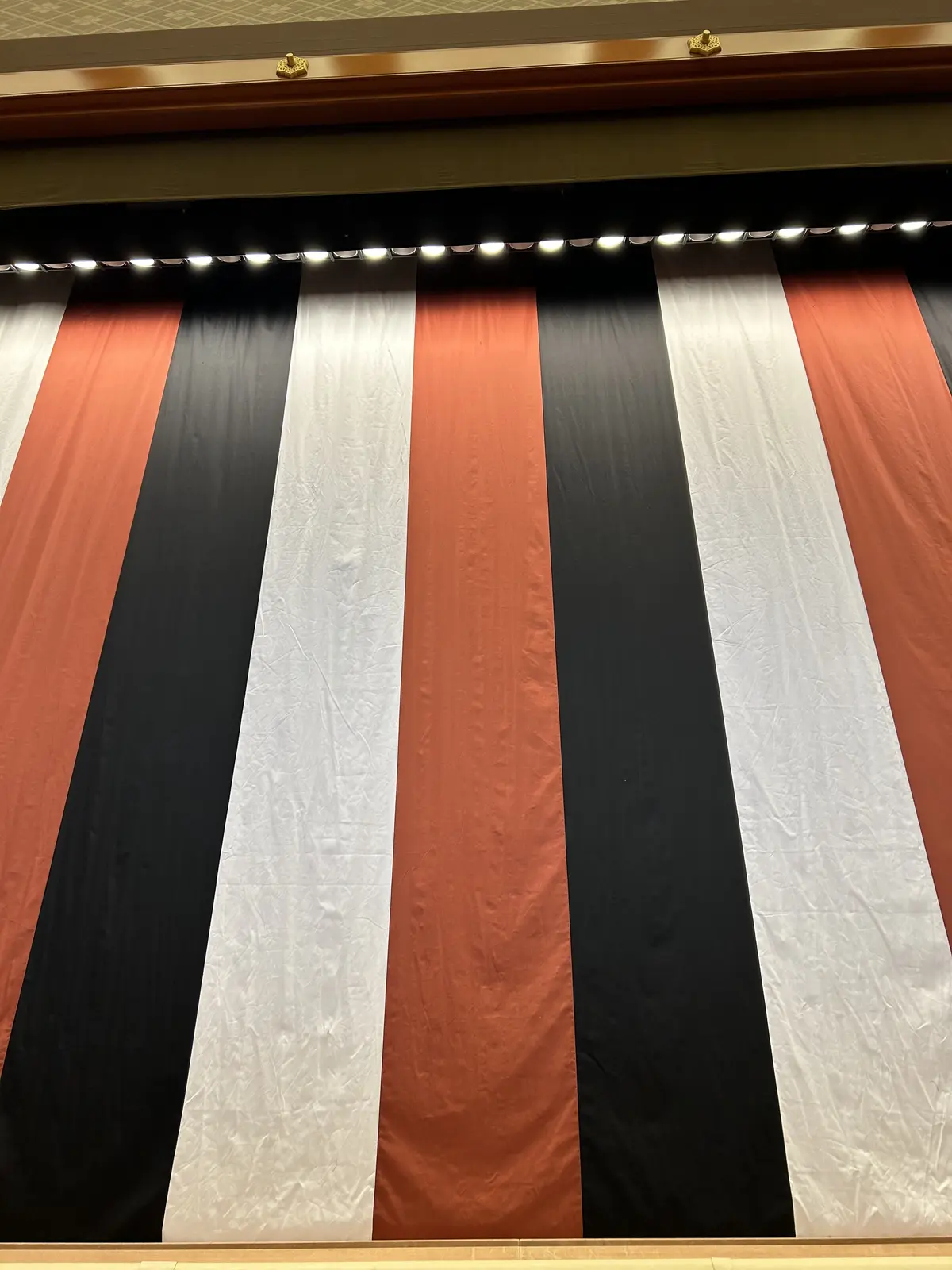 中村屋の定式幕