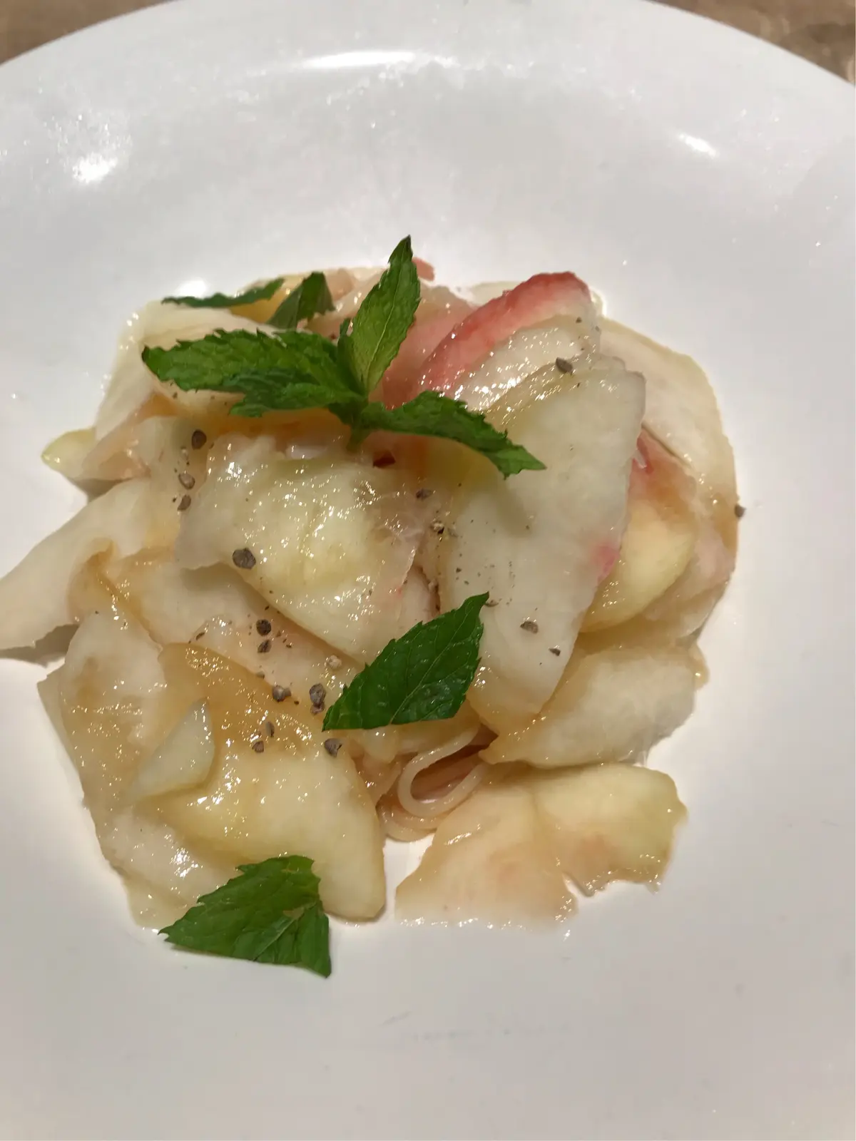 ZARAのブラックパンツで夏の黒スタイルの画像_3