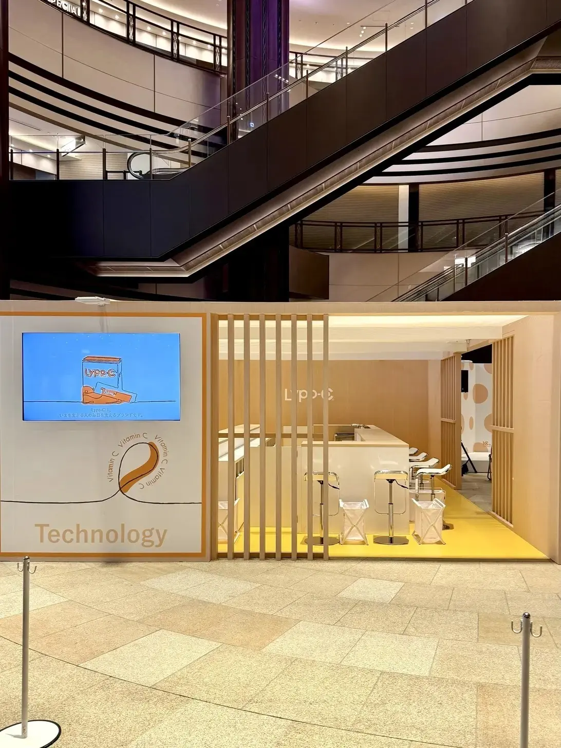 モデルの亜希さん登壇！Lypo-Cとエクの画像_17