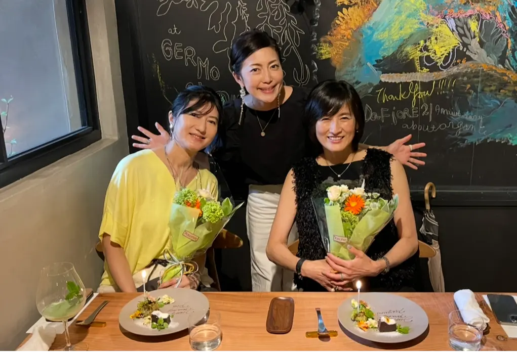 UNIQLOのホワイトデニムで華組同期ラの画像_2