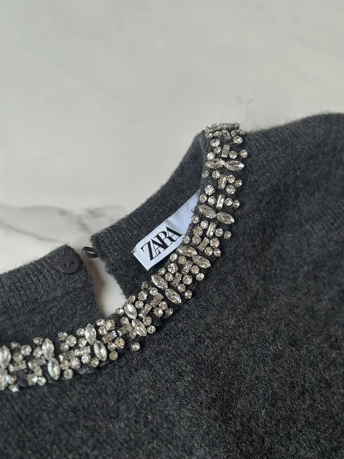 今季のZARAはキラキラビジューが熱い！の画像_2