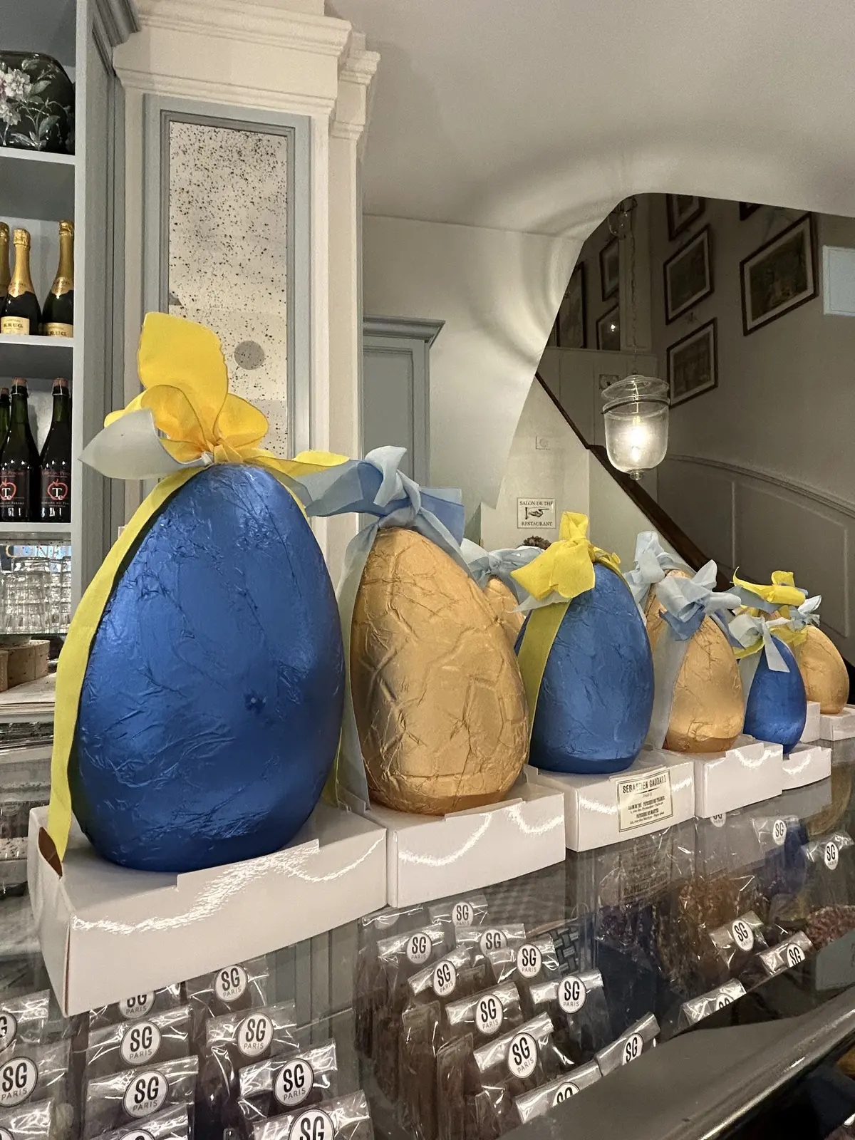 パリ　カフェ　SÉBASTIEN GAUDARD （セバスチャン・ゴダール）