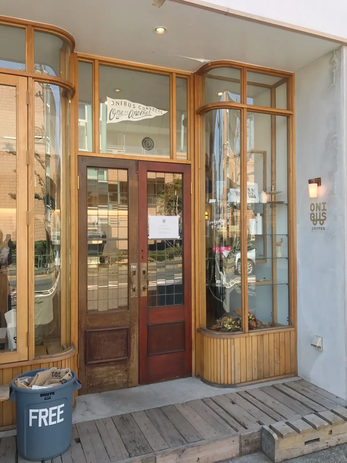 華やぎ柄スカートで気分も春！の画像_2