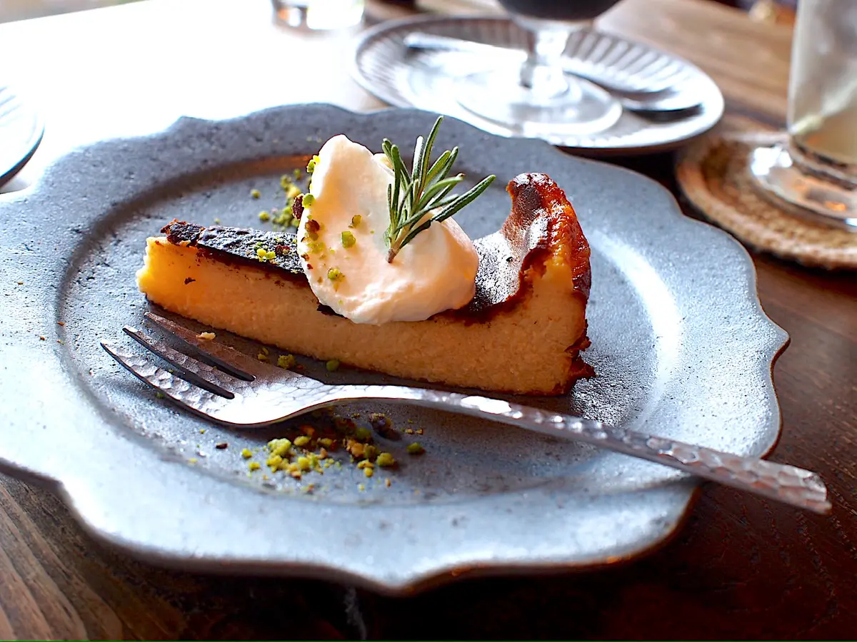 酒粕バスクチーズケーキ