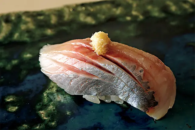 脂 もほどよい北海道産ニシン。煮切りと しょうがで。