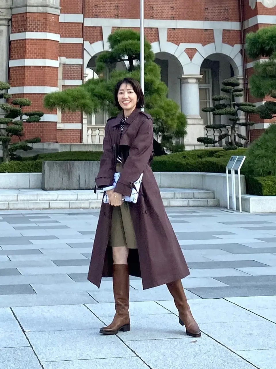 N.O.R.Cの茶トレンチコートコーデ②