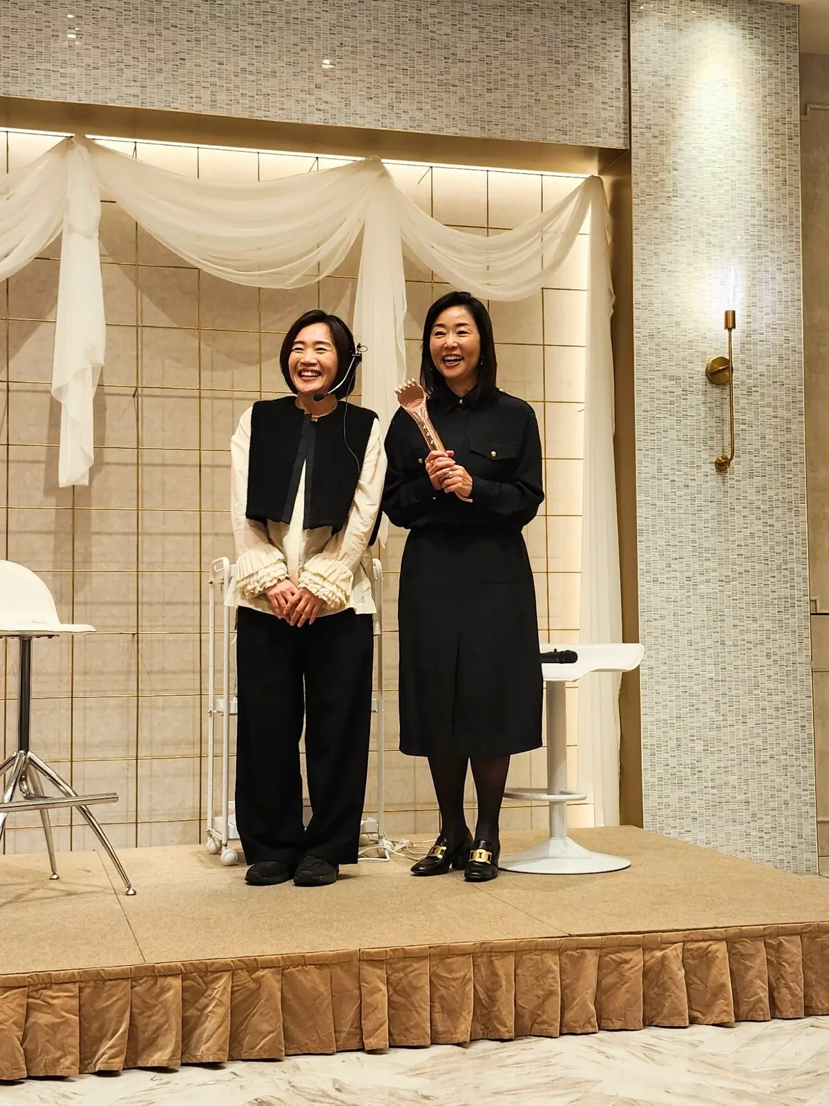 【冬のパーティー何着てく？】華組さん&Jの画像_4