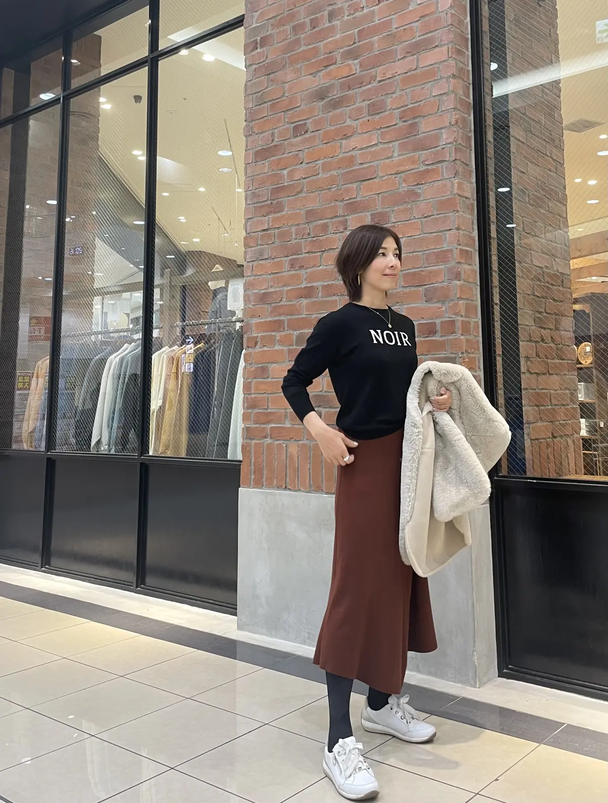 ロゴニットコーデの画像_2