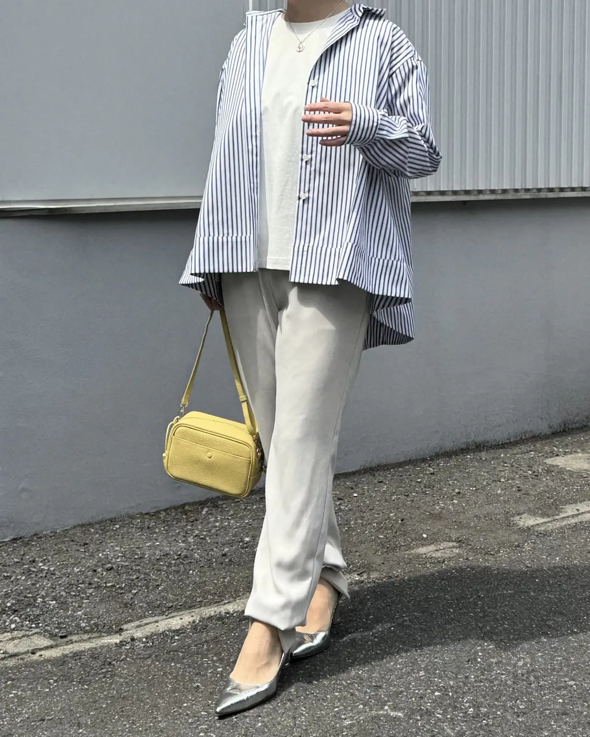 立体的シルエットで50代を美しく見せる「の画像_7