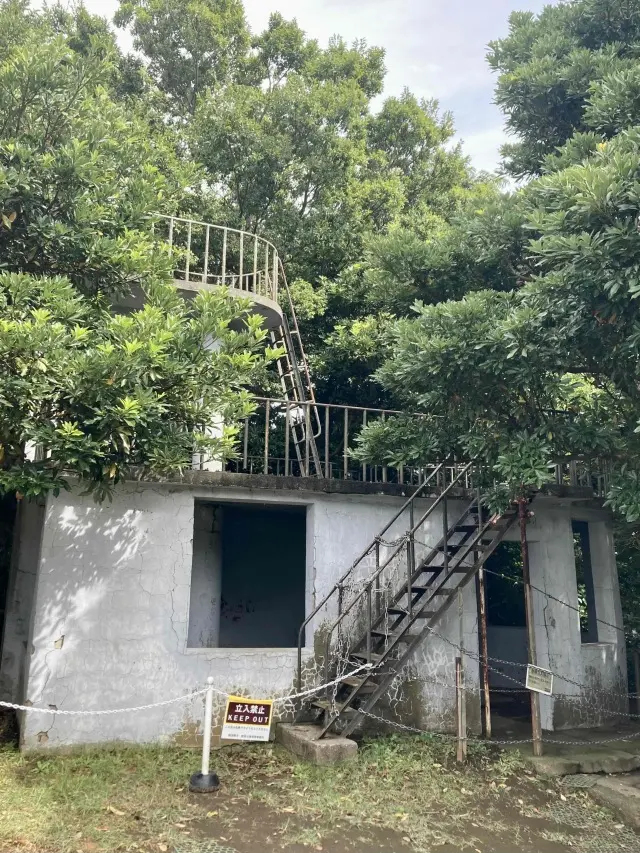 ショッカー　仮面ライダー　基地　１号