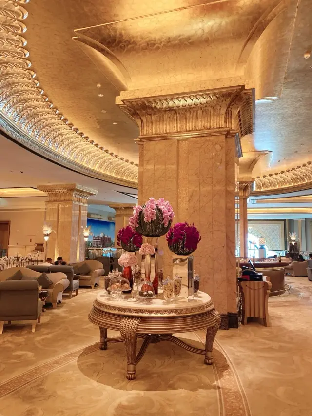 アブダビ豪華絢爛「エミレーツパレス」へ の画像_9