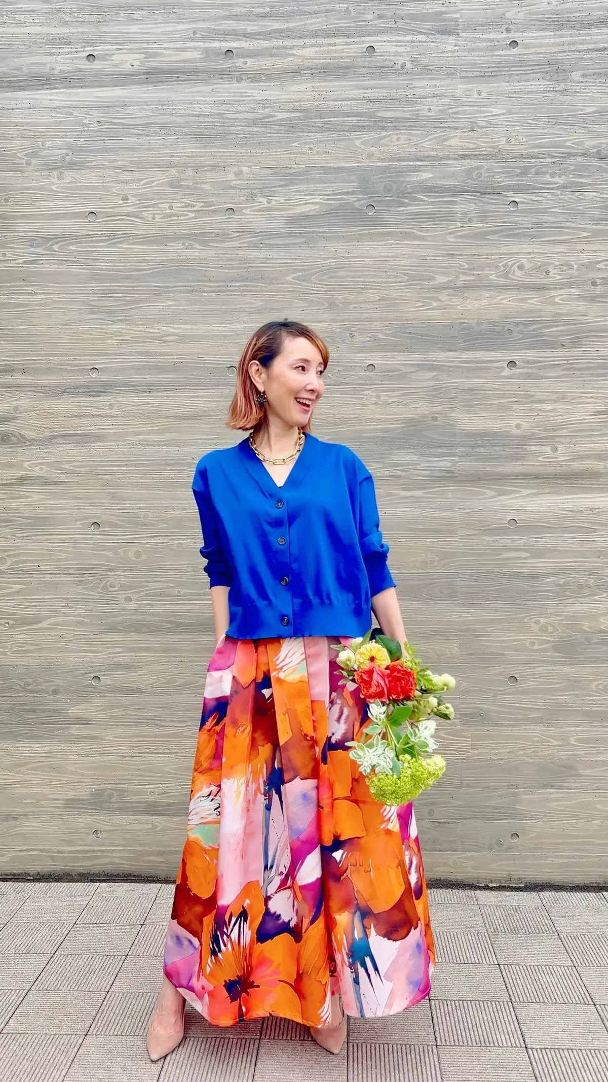 V開きで首元すっきり！E by eclaの画像_13