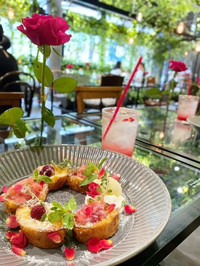 ローズのフレンチトースト