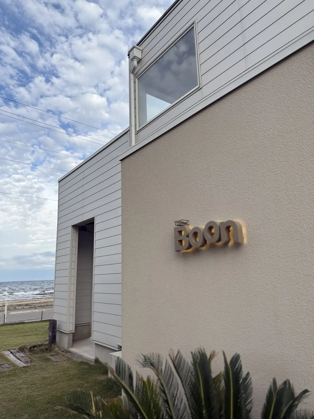 富山　富山観光　立山連峰　雨晴海岸　人気スポット　海の見えるカフェ　the Boon ザブーン　おしゃれなカフェ　人気カフェ　