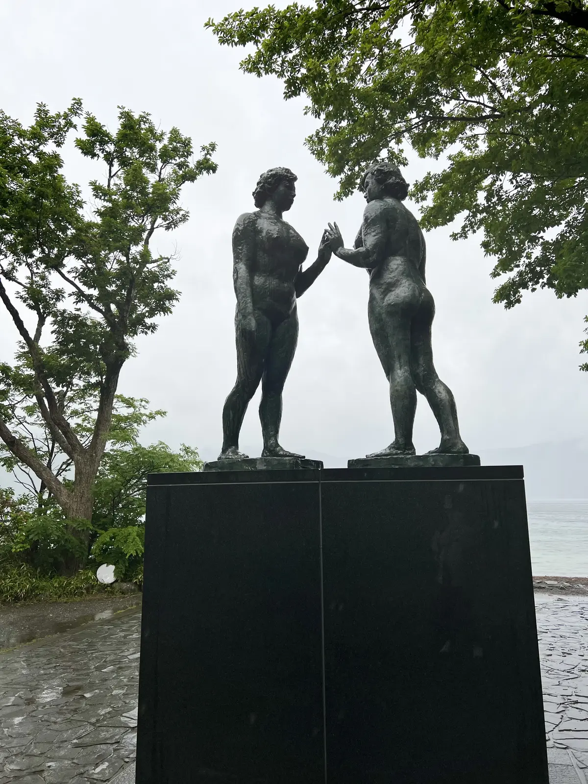 詩人・彫刻家の高村光太郎の「乙女の像」