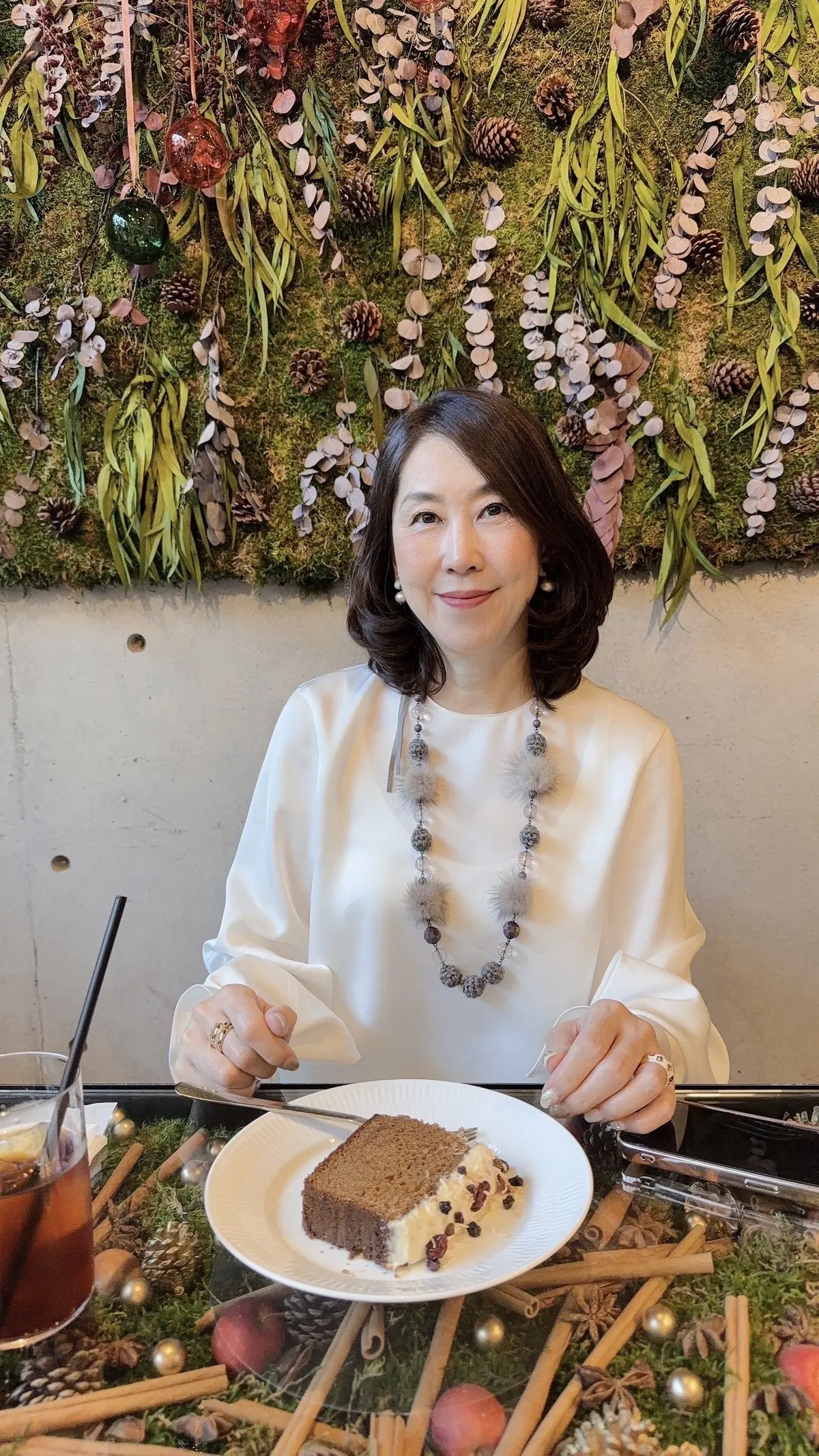 ニコライ・バーグマン ノム 青山