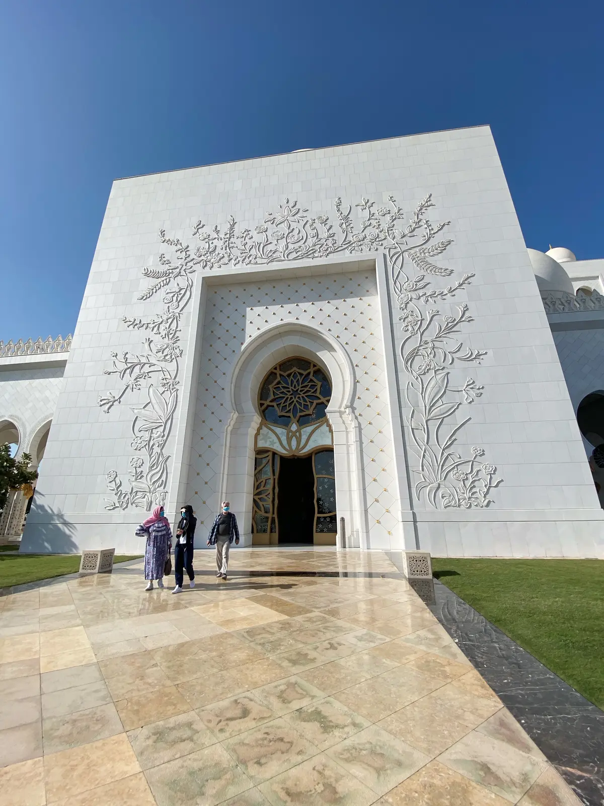 アブダビの象徴眩い「グラン・モスク」へ の画像_20