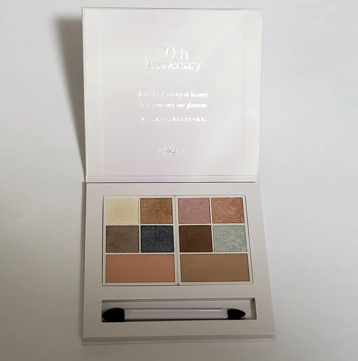 アイシャドウ、チーク