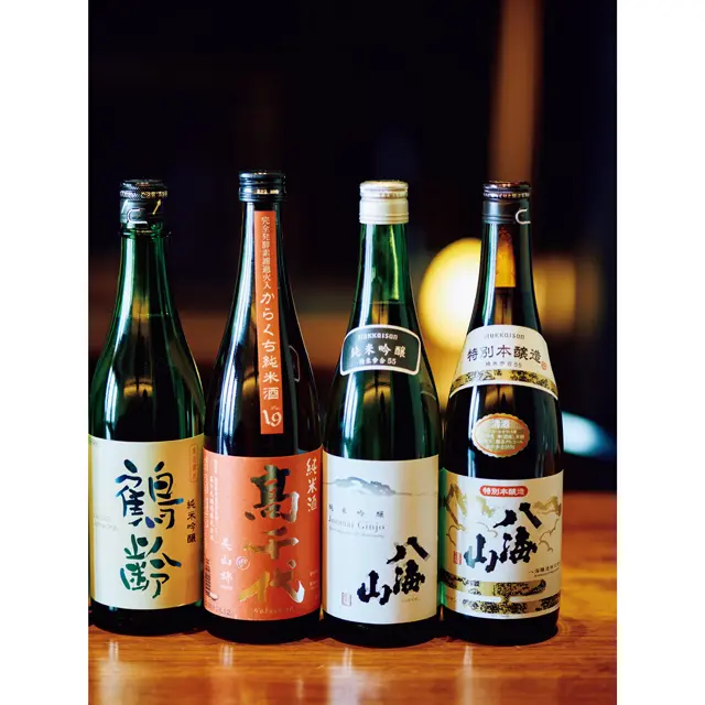 冷蔵庫には、ご当地の日本酒やシャンパン、発酵ドリンクなどが用意されており、 オールインクルーシブ