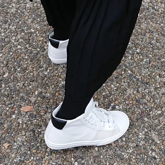 ZARAスニーカー   白スニーカー   ハイカットスニーカー