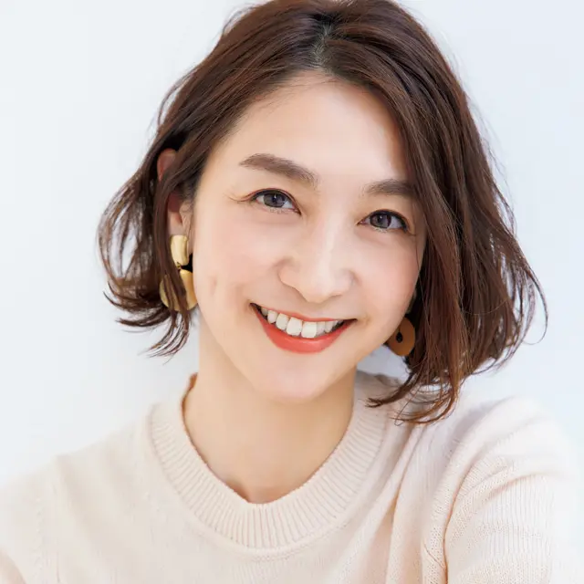 目までぱっちり！ 個性は生かしたままの洗練眉にチェンジ