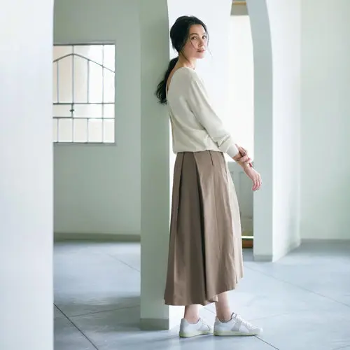 人気スカートをグレージュで別注！ Jマタの画像_1