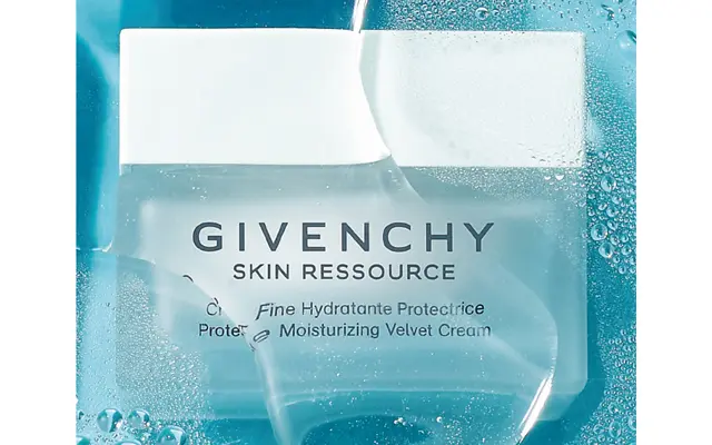 スキン リソース ベルベット クリーム 50㎖ ¥8,800／パルファム ジバンシイ［LVM H フレグランスブランズ］