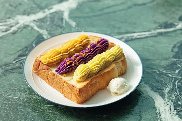 3種のサツマイモペーストの縞々トースト