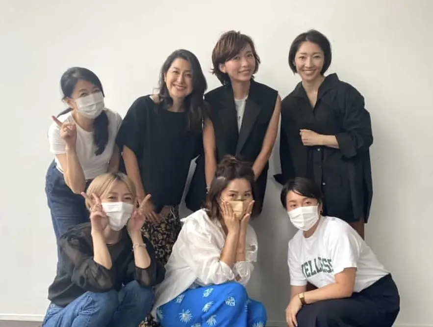 優しげフラット眉撮影スタッフ＆華組