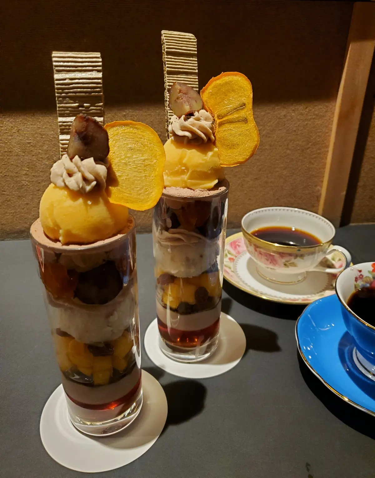 柿と栗と焙茶のパフェ