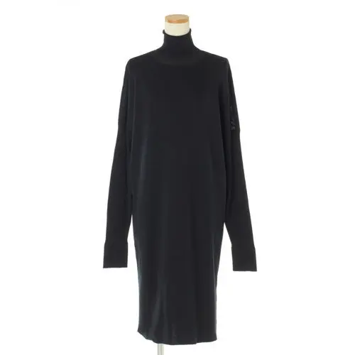 圧倒的なきちんと感とモダンな印象が共の画像_2