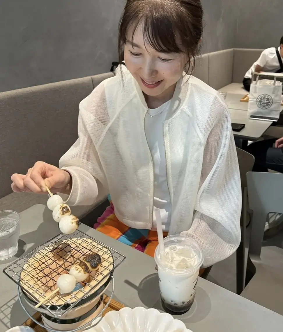 七輪で焼く串団子