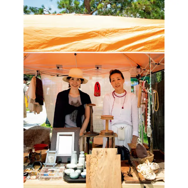 韓国喫茶『寺町 李青』のマダムも京都の平安蚤の市の常連 