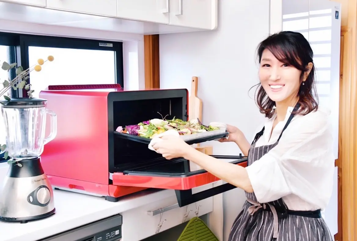 エクラ5月号｢チームJマダム白書」に掲載の画像_1