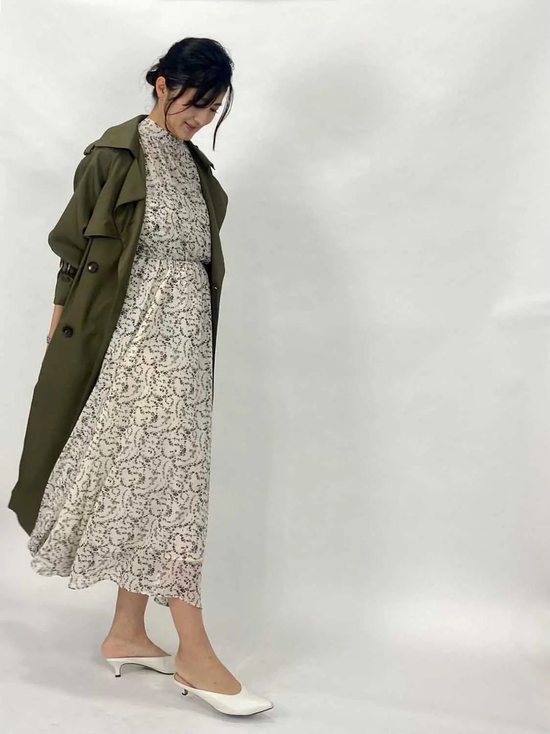 色違いトレンチコートをお試し！の画像_3